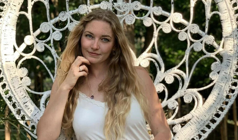 Sophie Falkeisen zamelt winterkleding in voor Stichting Z